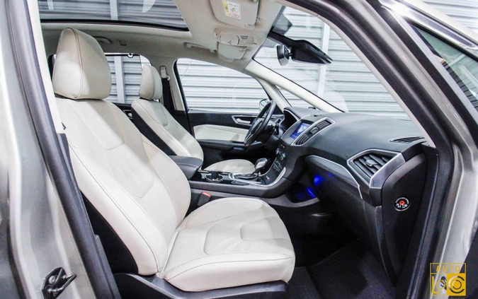 Ford S-Max cena 58999 przebieg: 239000, rok produkcji 2017 z Kielce małe 742